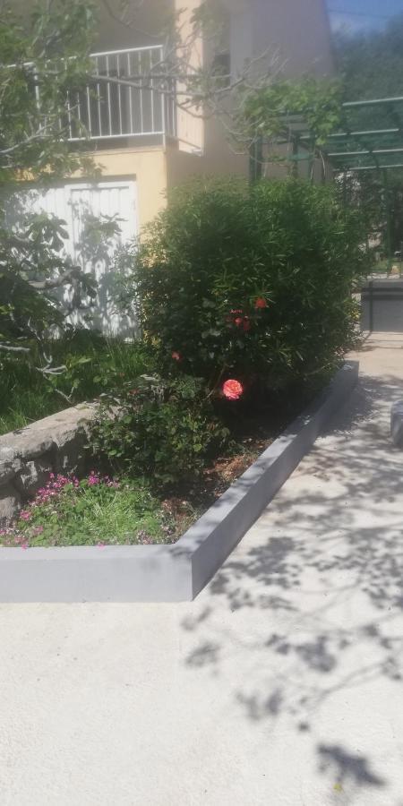 Kuca Za Odmor Mana Villa Лун Екстериор снимка